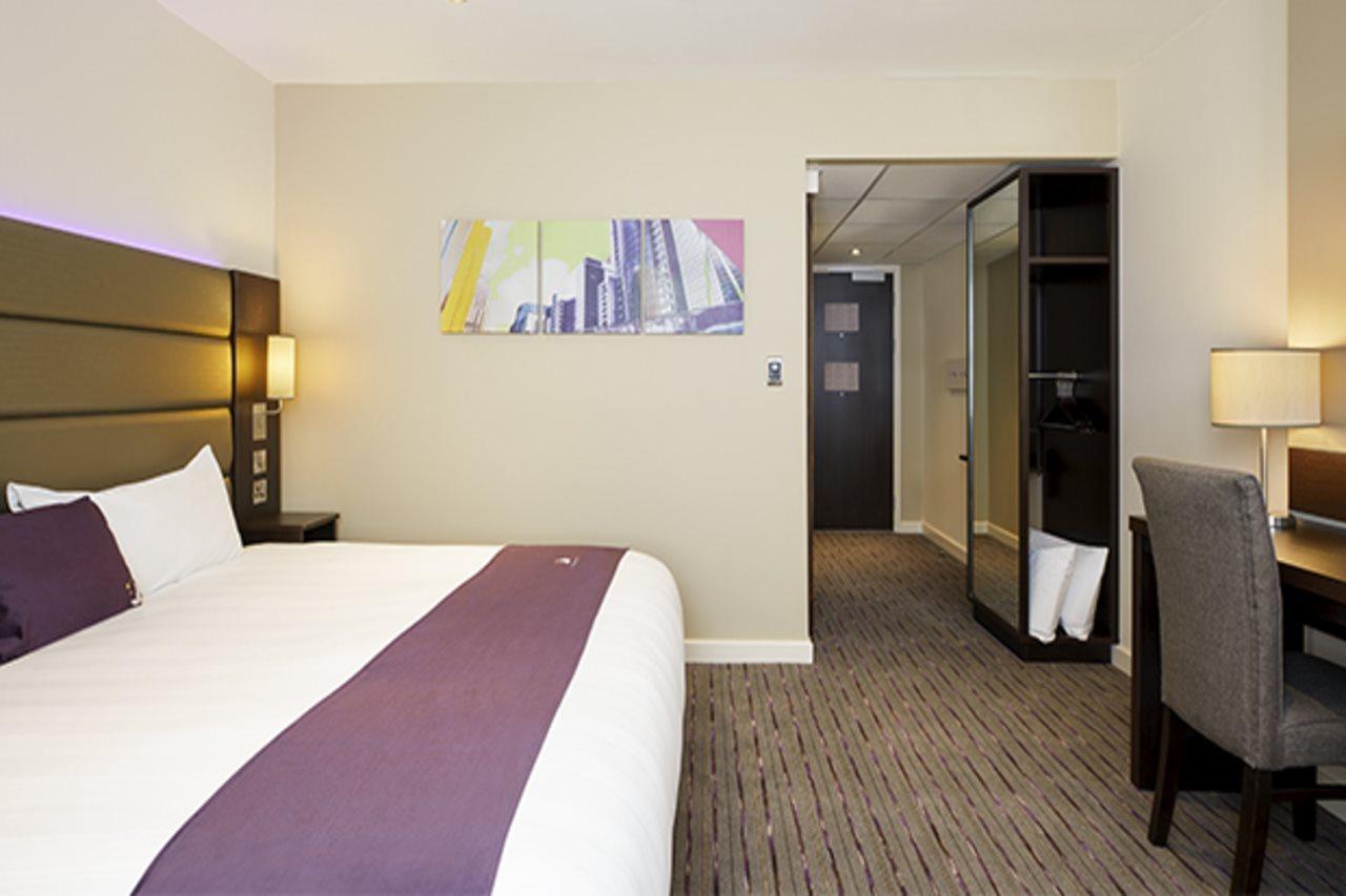 Premier Inn London Woolwich 외부 사진