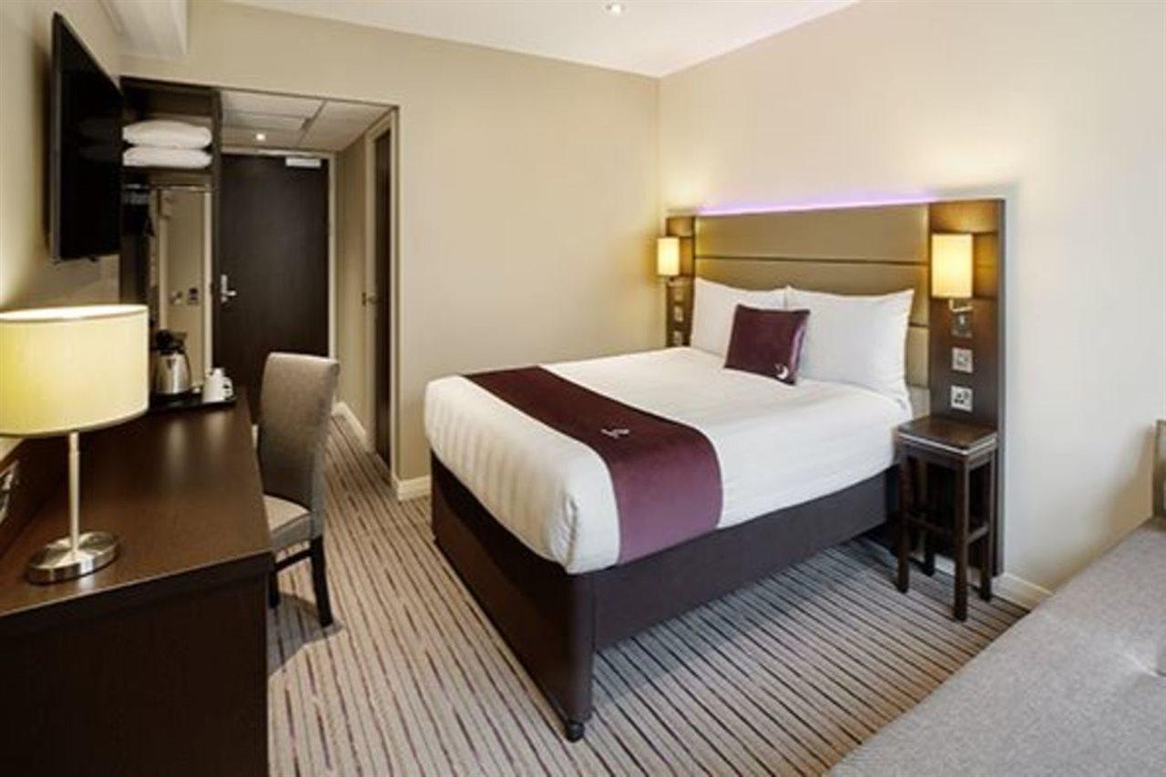 Premier Inn London Woolwich 외부 사진